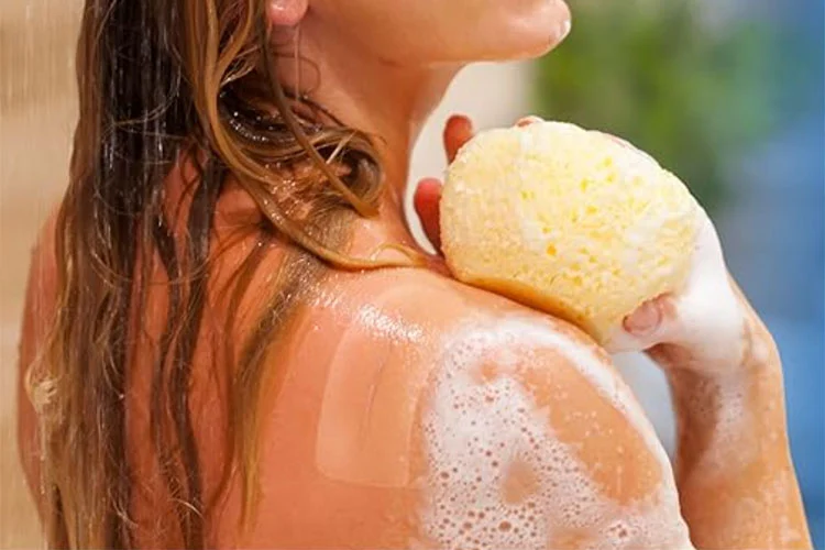 সিঙ্গাপুর ফার্ম RNA-চালিত স্কিন-কালার স্কার প্যাচ উন্মোচন করেছে